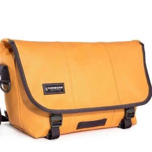 Timbuk2 Classic Messenger Bag in gold - NWOT